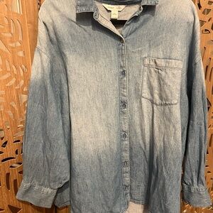 Old Navy Light Blue Denim Button-Up Shirt